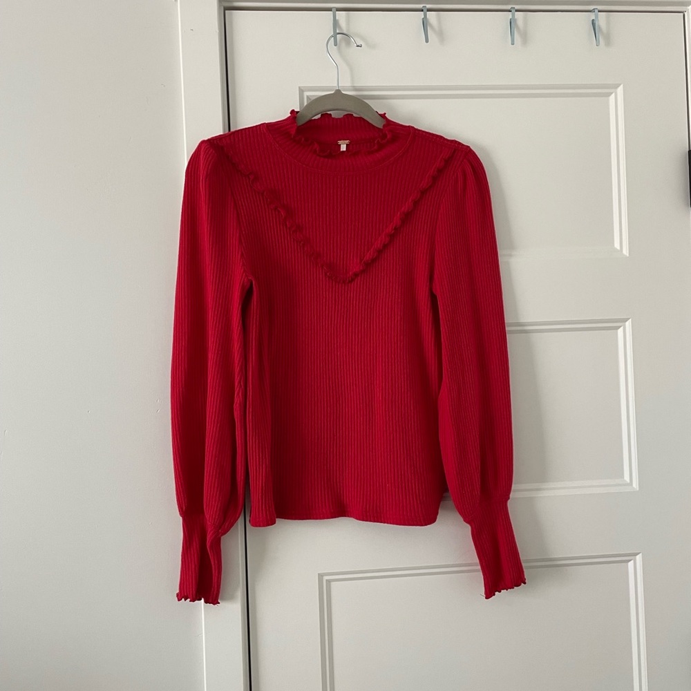 Red Free People seater with ruffle default size S